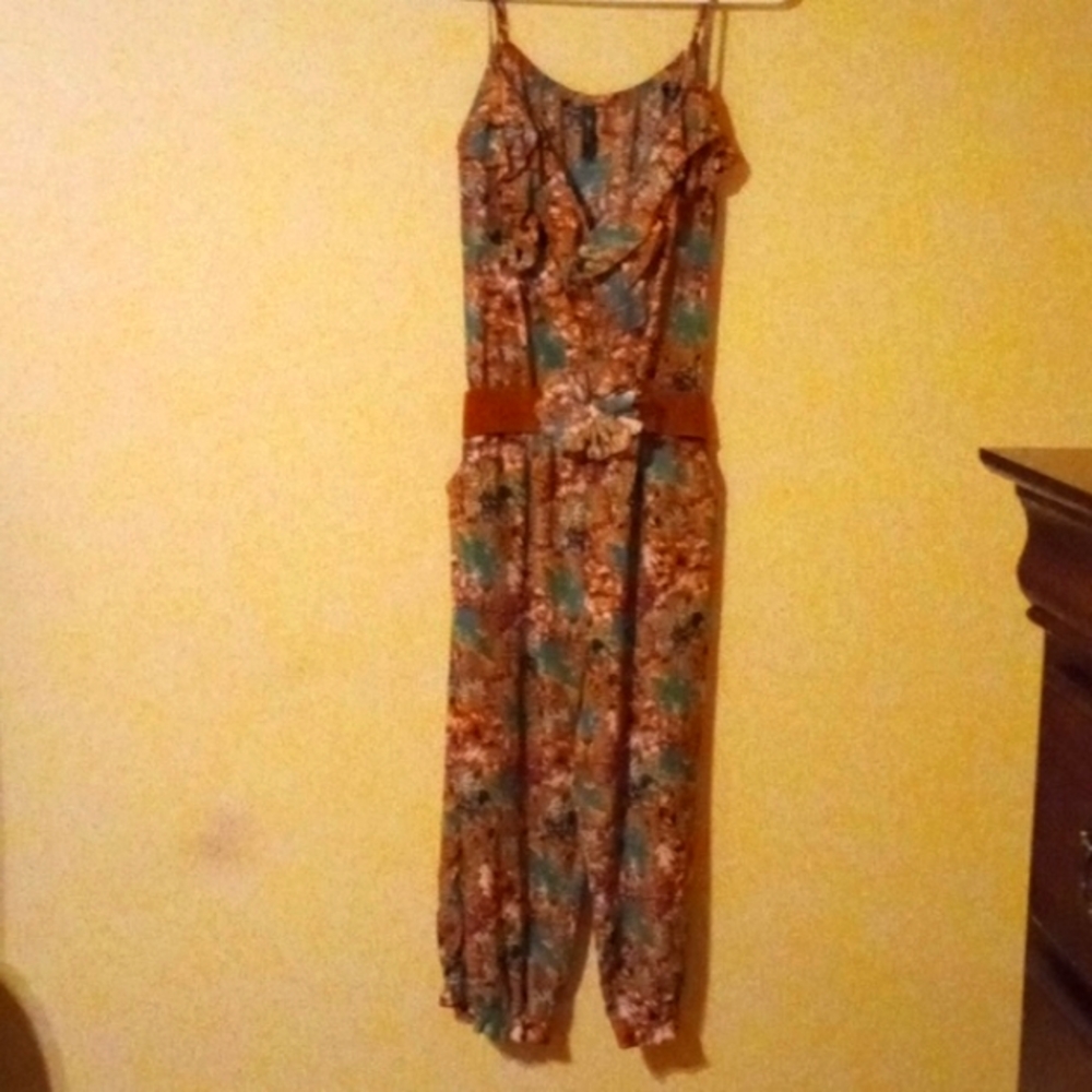 Romper with Elástic Belt. Size L.